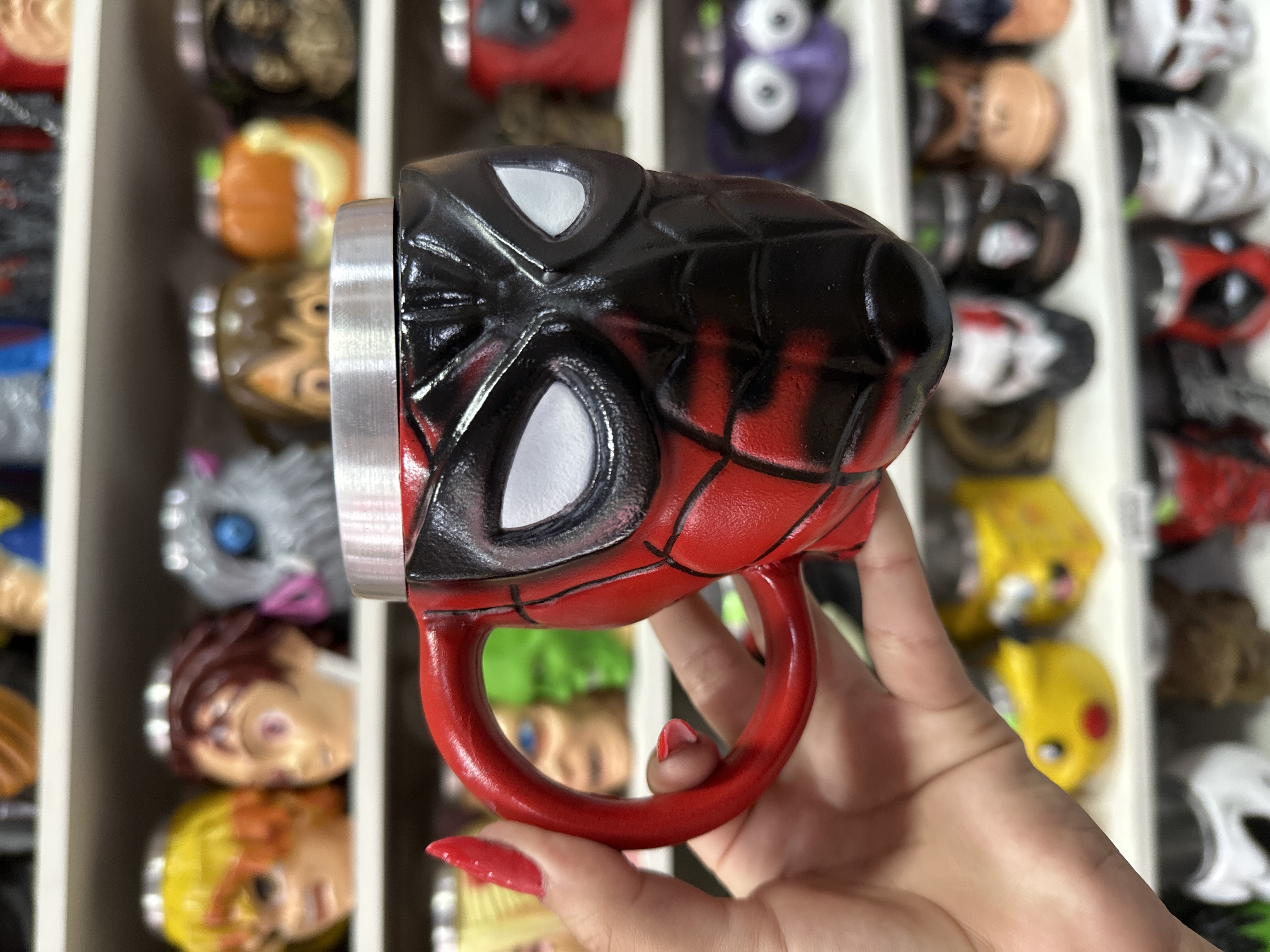 Caneca 3D Homem-Aranha com Venom