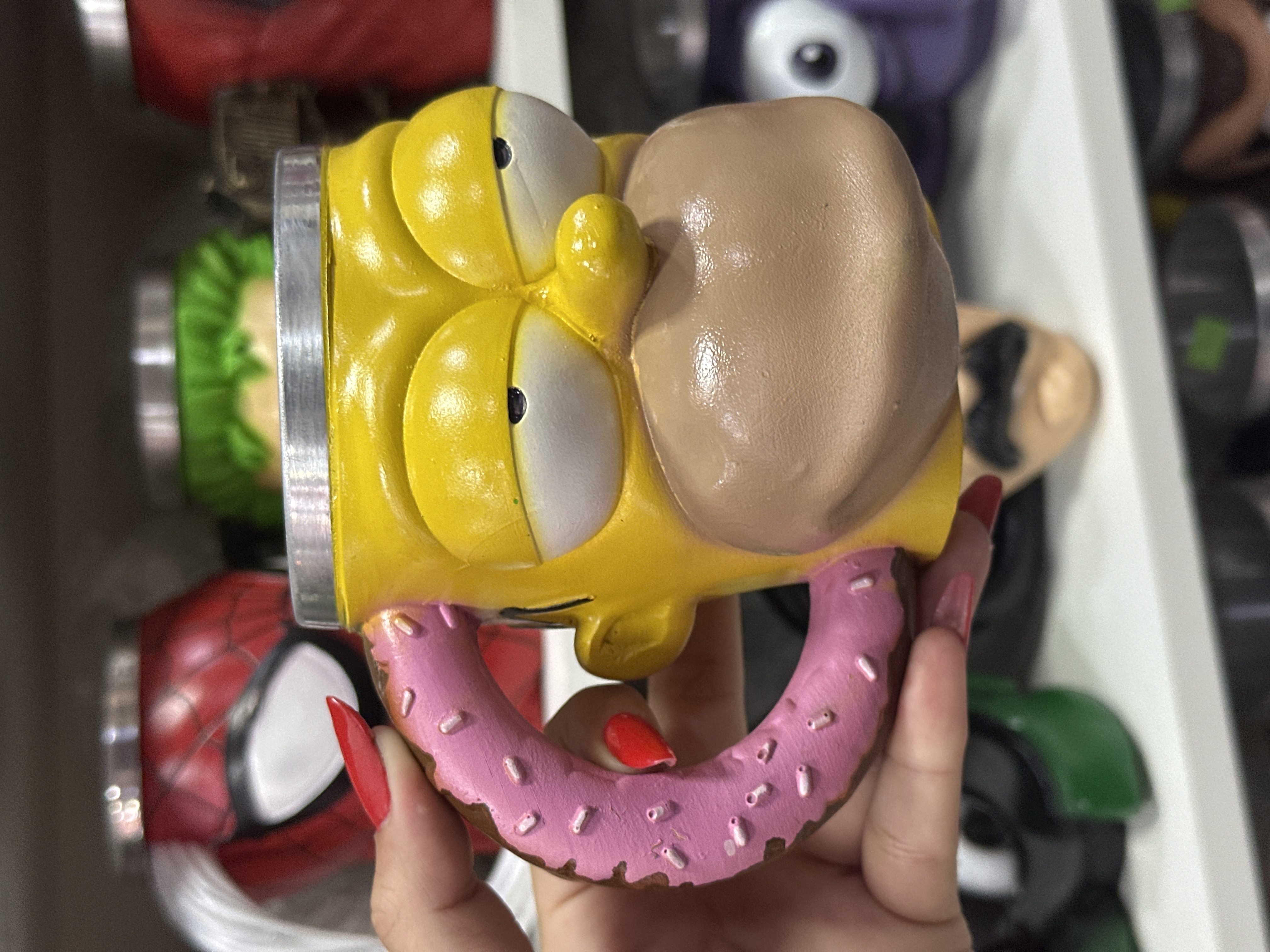 caneca 3D do Homer Simpson