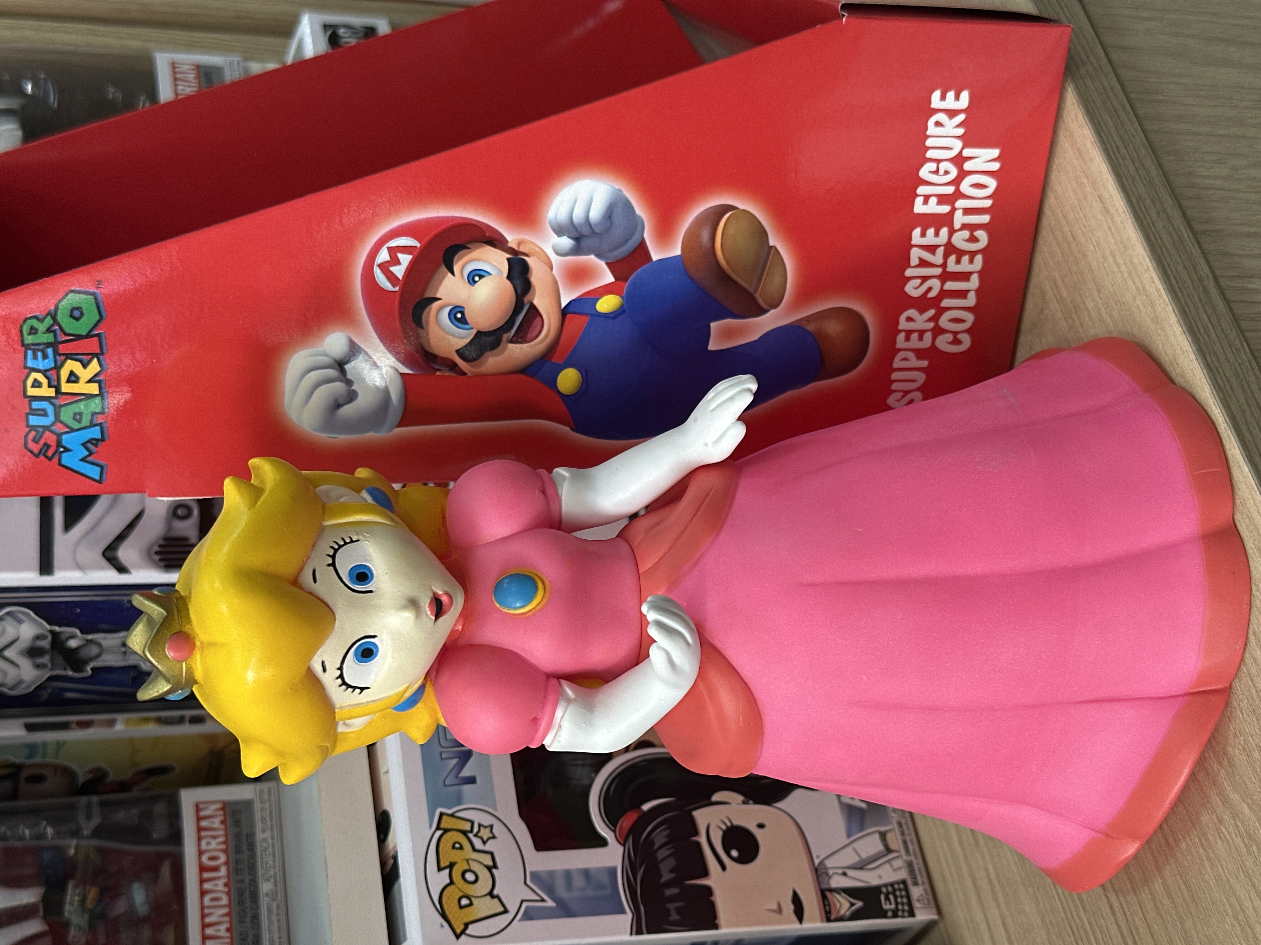 Figure Colecionável Princesa Peach Super Mario
